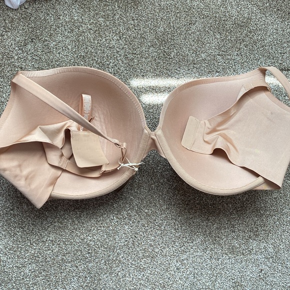 Skims Ultimate Collection Push-Up Plunge Bra - Picture 7 of 7